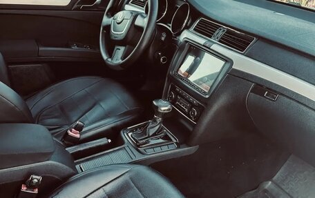 Skoda Superb III рестайлинг, 2010 год, 799 000 рублей, 3 фотография