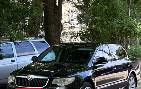 Skoda Superb III рестайлинг, 2010 год, 799 000 рублей, 11 фотография