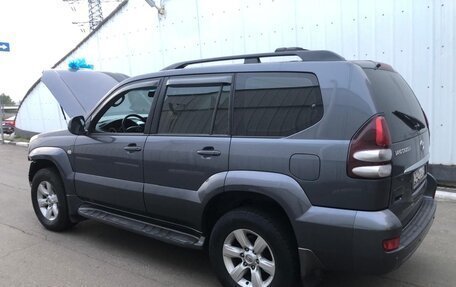 Toyota Land Cruiser Prado 120 рестайлинг, 2008 год, 1 800 000 рублей, 9 фотография
