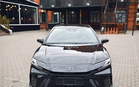 Toyota Camry, 2026 год, 4 300 000 рублей, 4 фотография