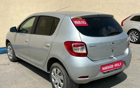 Renault Sandero II рестайлинг, 2016 год, 980 000 рублей, 3 фотография