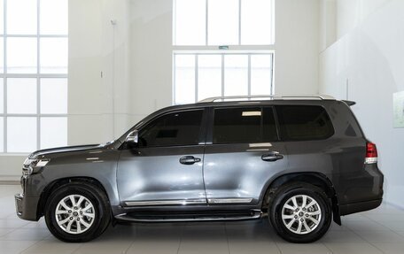 Toyota Land Cruiser 200, 2010 год, 2 900 000 рублей, 8 фотография