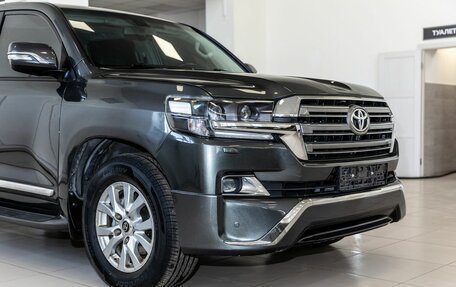 Toyota Land Cruiser 200, 2010 год, 2 900 000 рублей, 12 фотография