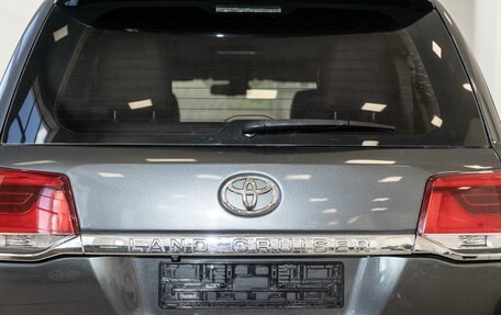 Toyota Land Cruiser 200, 2010 год, 2 900 000 рублей, 16 фотография