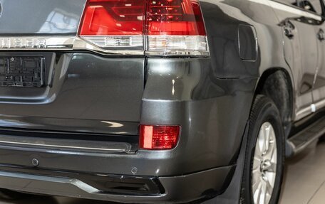 Toyota Land Cruiser 200, 2010 год, 2 900 000 рублей, 15 фотография