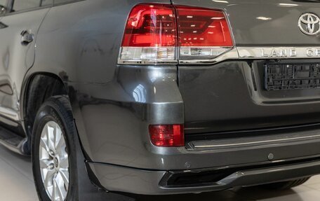 Toyota Land Cruiser 200, 2010 год, 2 900 000 рублей, 17 фотография