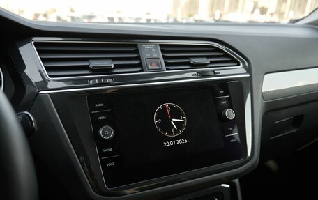 Volkswagen Tiguan II, 2021 год, 2 780 000 рублей, 9 фотография