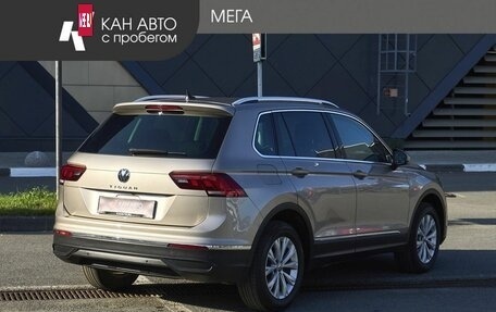 Volkswagen Tiguan II, 2021 год, 2 780 000 рублей, 2 фотография