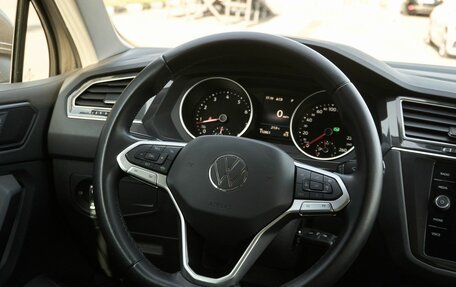 Volkswagen Tiguan II, 2021 год, 2 780 000 рублей, 14 фотография