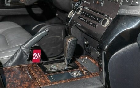 Toyota Land Cruiser 200, 2010 год, 2 900 000 рублей, 31 фотография