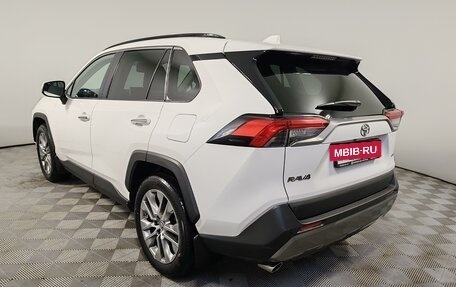 Toyota RAV4, 2021 год, 2 999 000 рублей, 7 фотография