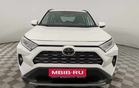 Toyota RAV4, 2021 год, 2 999 000 рублей, 2 фотография