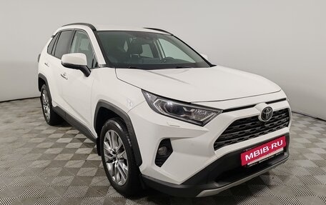 Toyota RAV4, 2021 год, 2 999 000 рублей, 3 фотография