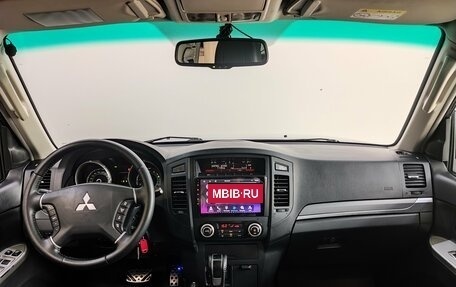 Mitsubishi Pajero IV, 2013 год, 2 150 000 рублей, 10 фотография