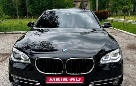 BMW 7 серия, 2014 год, 1 850 000 рублей, 1 фотография