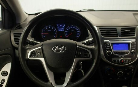 Hyundai Solaris II рестайлинг, 2011 год, 725 000 рублей, 20 фотография