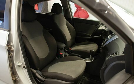 Hyundai Solaris II рестайлинг, 2011 год, 725 000 рублей, 29 фотография