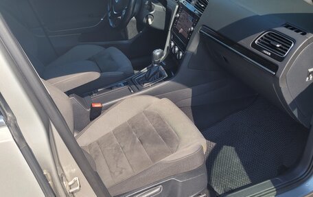 Volkswagen Golf VII, 2019 год, 2 300 000 рублей, 23 фотография