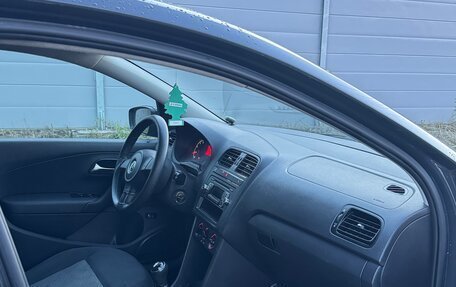 Volkswagen Polo VI (EU Market), 2012 год, 575 000 рублей, 16 фотография