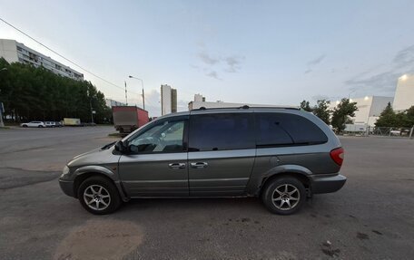 Chrysler Voyager IV, 2005 год, 650 000 рублей, 5 фотография
