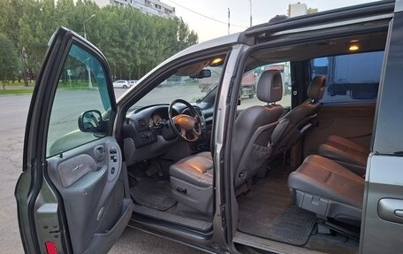 Chrysler Voyager IV, 2005 год, 650 000 рублей, 9 фотография