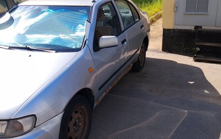 Nissan Almera, 1999 год, 110 000 рублей, 2 фотография
