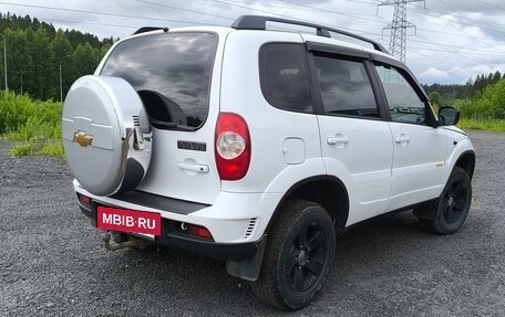 Chevrolet Niva I рестайлинг, 2017 год, 760 000 рублей, 14 фотография