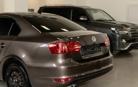 Volkswagen Jetta VI, 2013 год, 1 000 000 рублей, 10 фотография