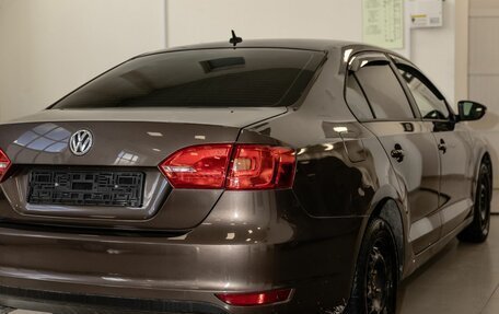Volkswagen Jetta VI, 2013 год, 1 000 000 рублей, 12 фотография