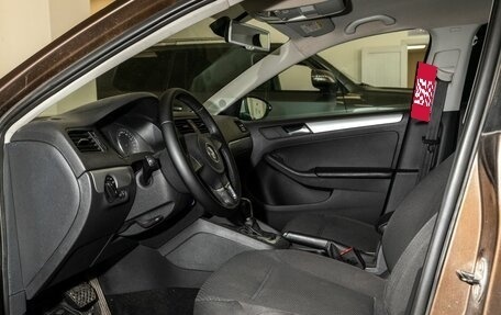 Volkswagen Jetta VI, 2013 год, 1 000 000 рублей, 14 фотография
