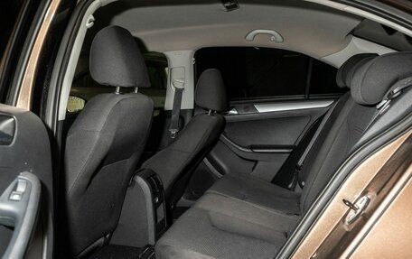 Volkswagen Jetta VI, 2013 год, 1 000 000 рублей, 20 фотография