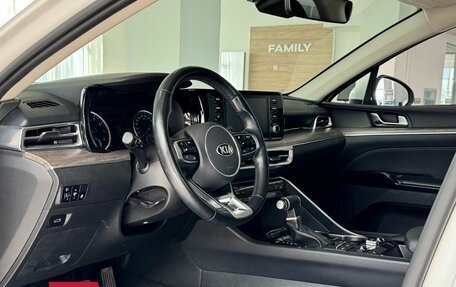 KIA K5, 2020 год, 2 350 000 рублей, 15 фотография