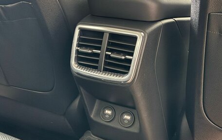 KIA K5, 2020 год, 2 350 000 рублей, 33 фотография