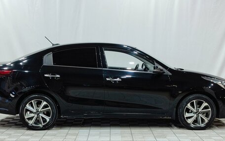 KIA Rio IV, 2019 год, 1 300 000 рублей, 3 фотография