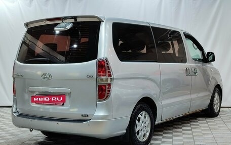 Hyundai Grand Starex Grand Starex I рестайлинг 2, 2010 год, 1 100 000 рублей, 4 фотография