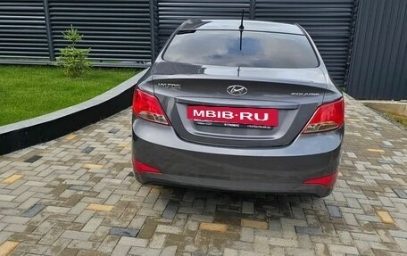 Hyundai Solaris II рестайлинг, 2015 год, 900 000 рублей, 12 фотография