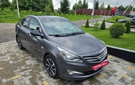 Hyundai Solaris II рестайлинг, 2015 год, 900 000 рублей, 3 фотография