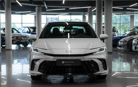 Toyota Camry, 2025 год, 4 200 000 рублей, 3 фотография