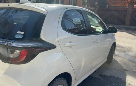 Toyota Yaris, 2020 год, 1 100 000 рублей, 8 фотография