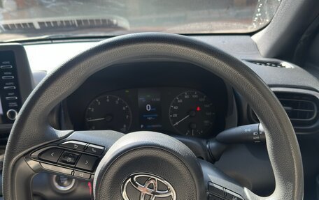 Toyota Yaris, 2020 год, 1 100 000 рублей, 19 фотография