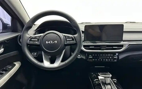 KIA K3, 2023 год, 1 760 000 рублей, 8 фотография
