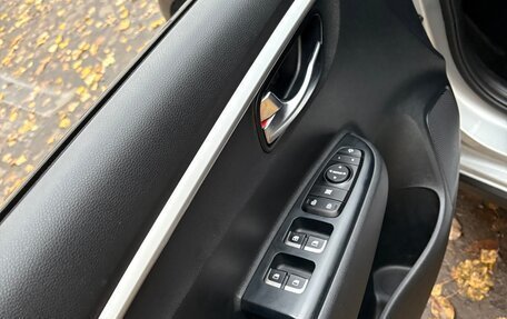 KIA Rio IV, 2020 год, 1 735 000 рублей, 16 фотография