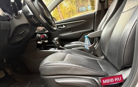 KIA Rio IV, 2020 год, 1 735 000 рублей, 13 фотография