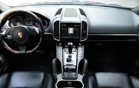 Porsche Cayenne III, 2013 год, 2 300 000 рублей, 10 фотография
