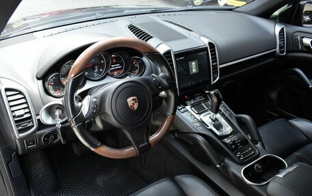 Porsche Cayenne III, 2013 год, 2 300 000 рублей, 17 фотография