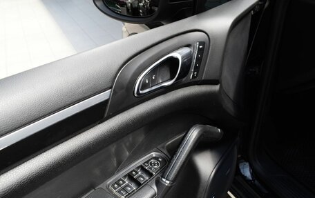 Porsche Cayenne III, 2013 год, 2 300 000 рублей, 18 фотография