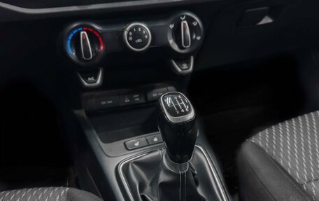 KIA Rio IV, 2017 год, 1 299 900 рублей, 10 фотография