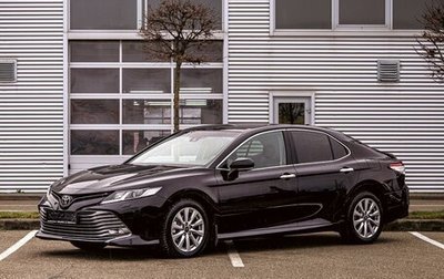 Toyota Camry, 2019 год, 1 895 000 рублей, 1 фотография