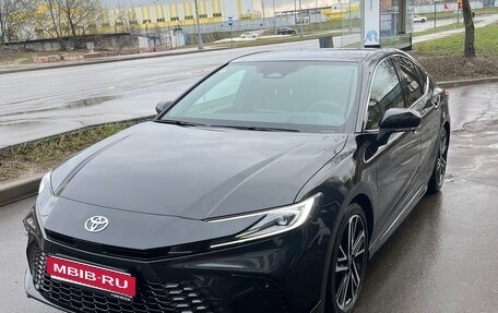 Toyota Camry, 2024 год, 3 900 000 рублей, 1 фотография