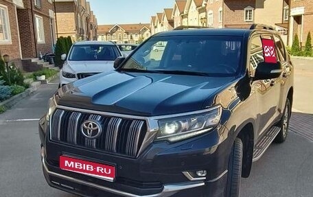 Toyota Land Cruiser Prado 150 рестайлинг 2, 2018 год, 4 650 000 рублей, 1 фотография